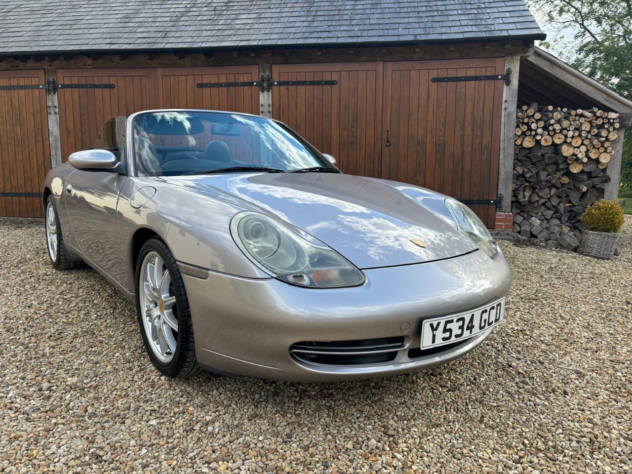 2001 Porsche 911 Carrera 4