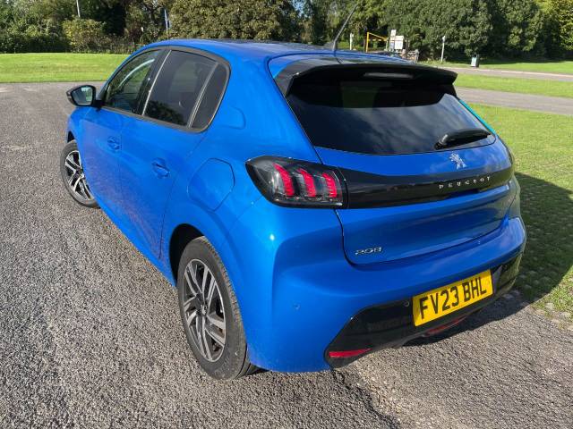 2023 Peugeot 208 1.2 PureTech 100 Allure Premium + 5dr