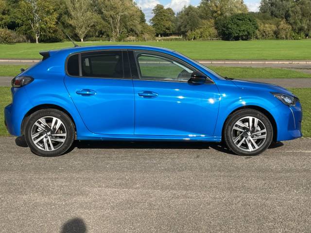 2023 Peugeot 208 1.2 PureTech 100 Allure Premium + 5dr