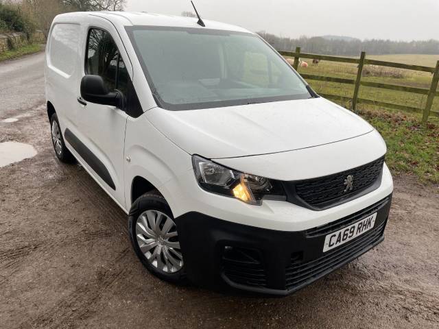 Peugeot Partner 1000 1.5 BlueHDi 100 Professional Van Panel Van Diesel Bianca White