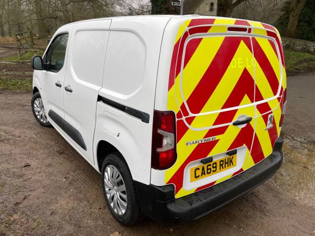 2020 Peugeot Partner 1000 1.5 BlueHDi 100 Professional Van